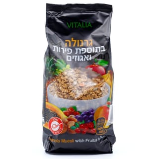 גרנולה בתוספת פירות ואגוזים