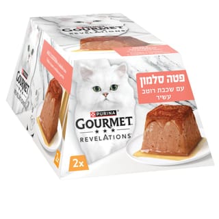 גורמה REVELATIONS פירמידת פטה סלמון עם רוטב עשיר